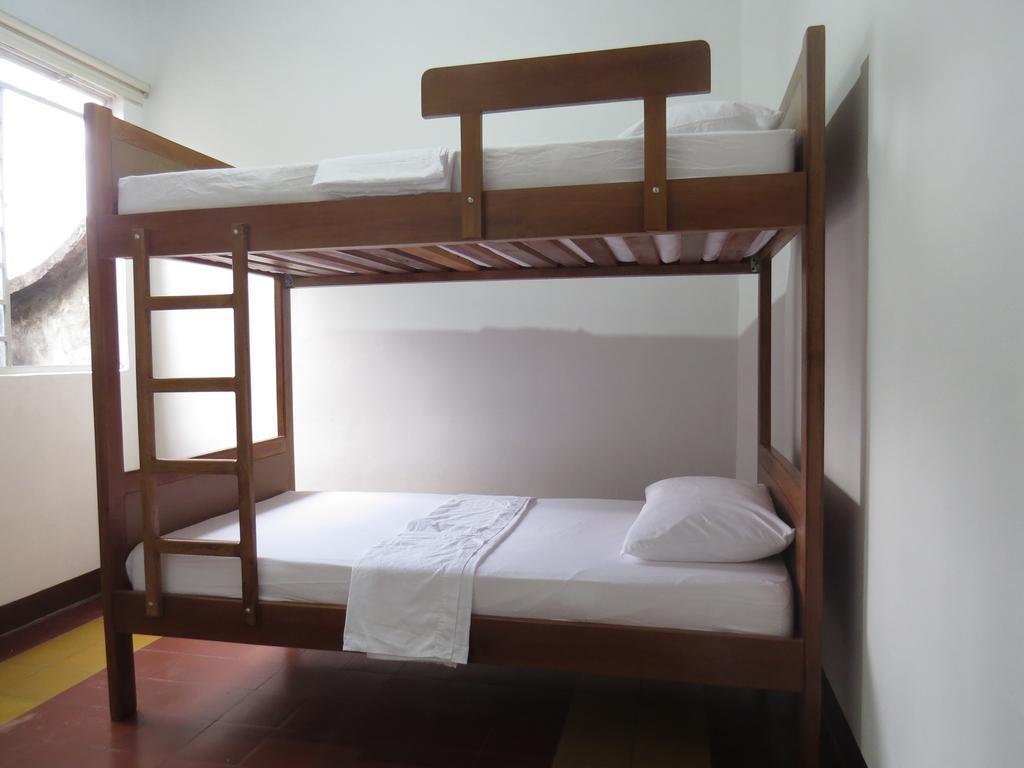 Hostal Casa Prado เมเดยิน ภายนอก รูปภาพ