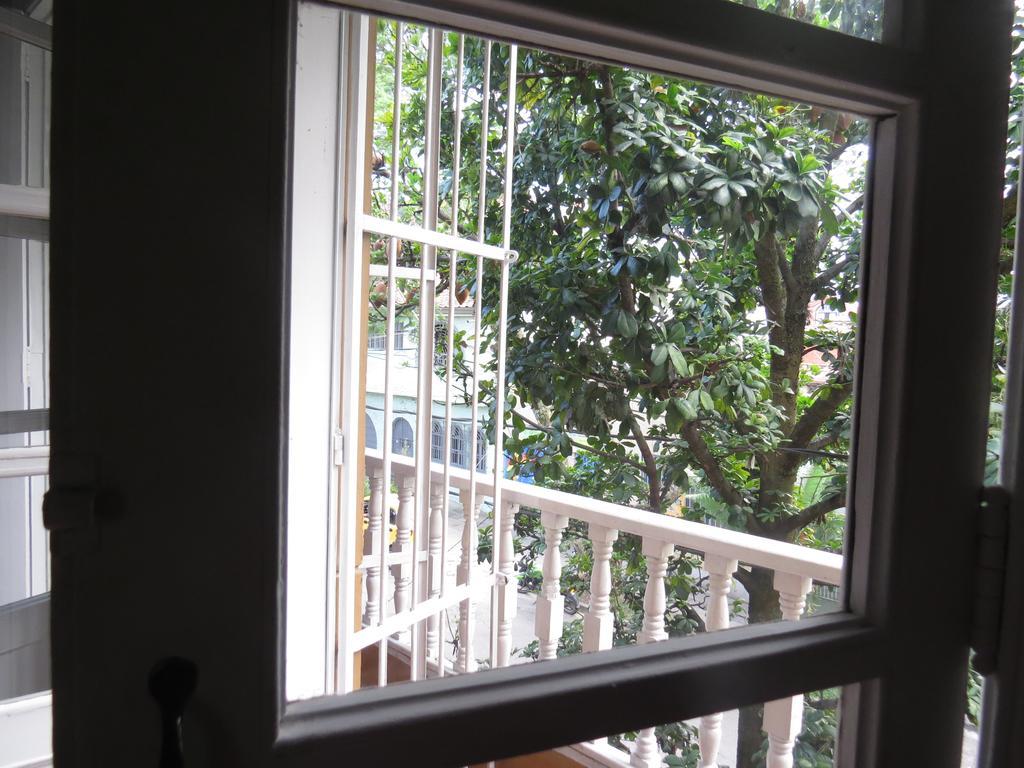 Hostal Casa Prado เมเดยิน ภายนอก รูปภาพ